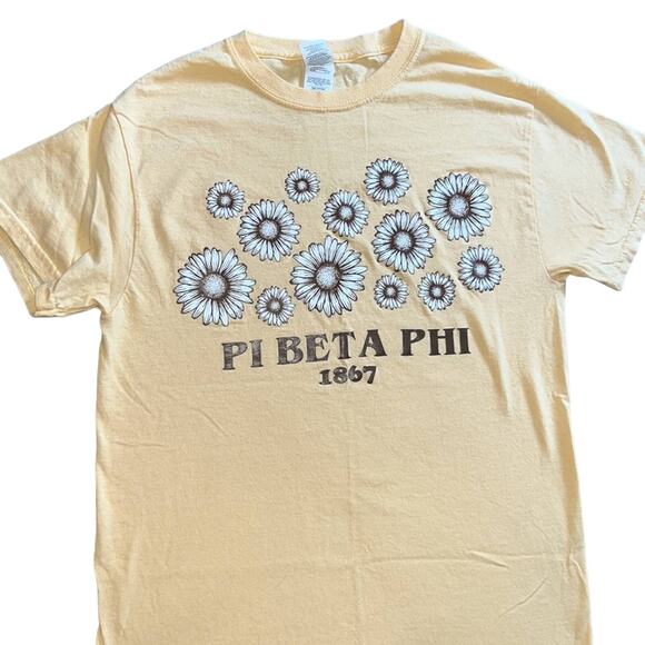 Pi Beta Phi Sorority 1867 Yellow Flowers Shirt size small - Picture 1 of 3
